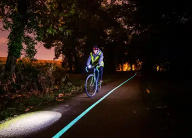 Première piste cyclable lumineuse Pessac