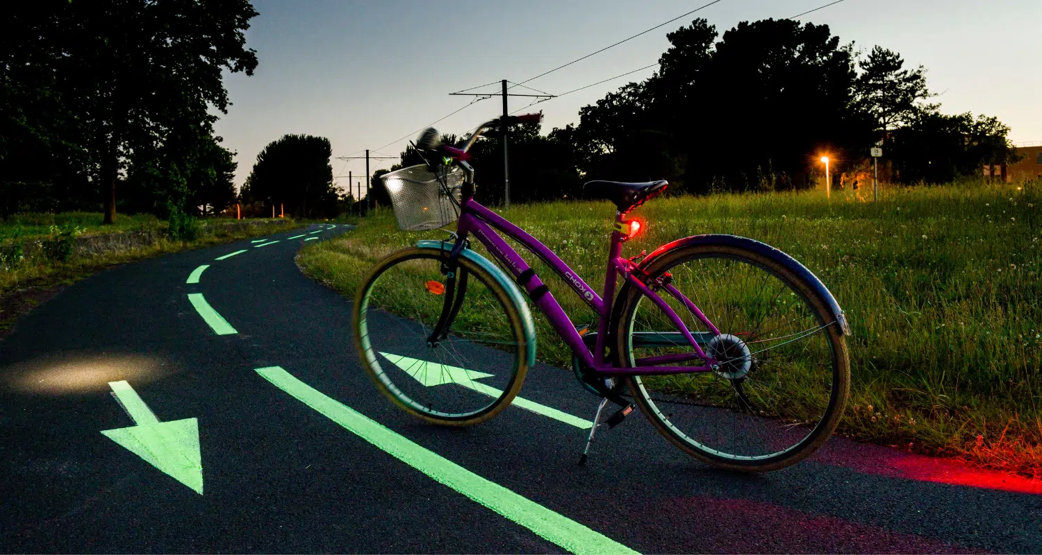 Piste cyclable luminescente Pessac Montesquieu