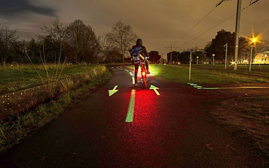  La peinture lumineuse de Jean-François Letard a déjà été installée dans une trentaine de communes en France ainsi qu’en Belgique et au Cameroun.